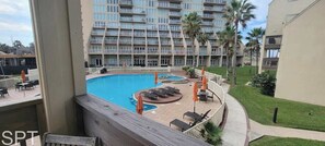 Pool - "Beachfront Resort & Pools " Great Family Space (South Padre Island)
