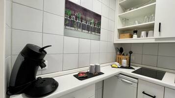 Microwave, stovetop, paper towels