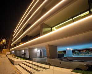 Fasade – kveld/natt