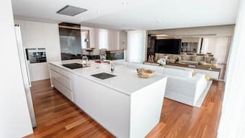 豪華頂樓客房 | 2 間臥室、客房內保險箱、隔音、熨斗/熨衣板