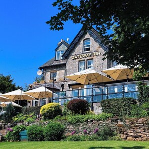 Front of property - The Gateway Hotel (Kendal)