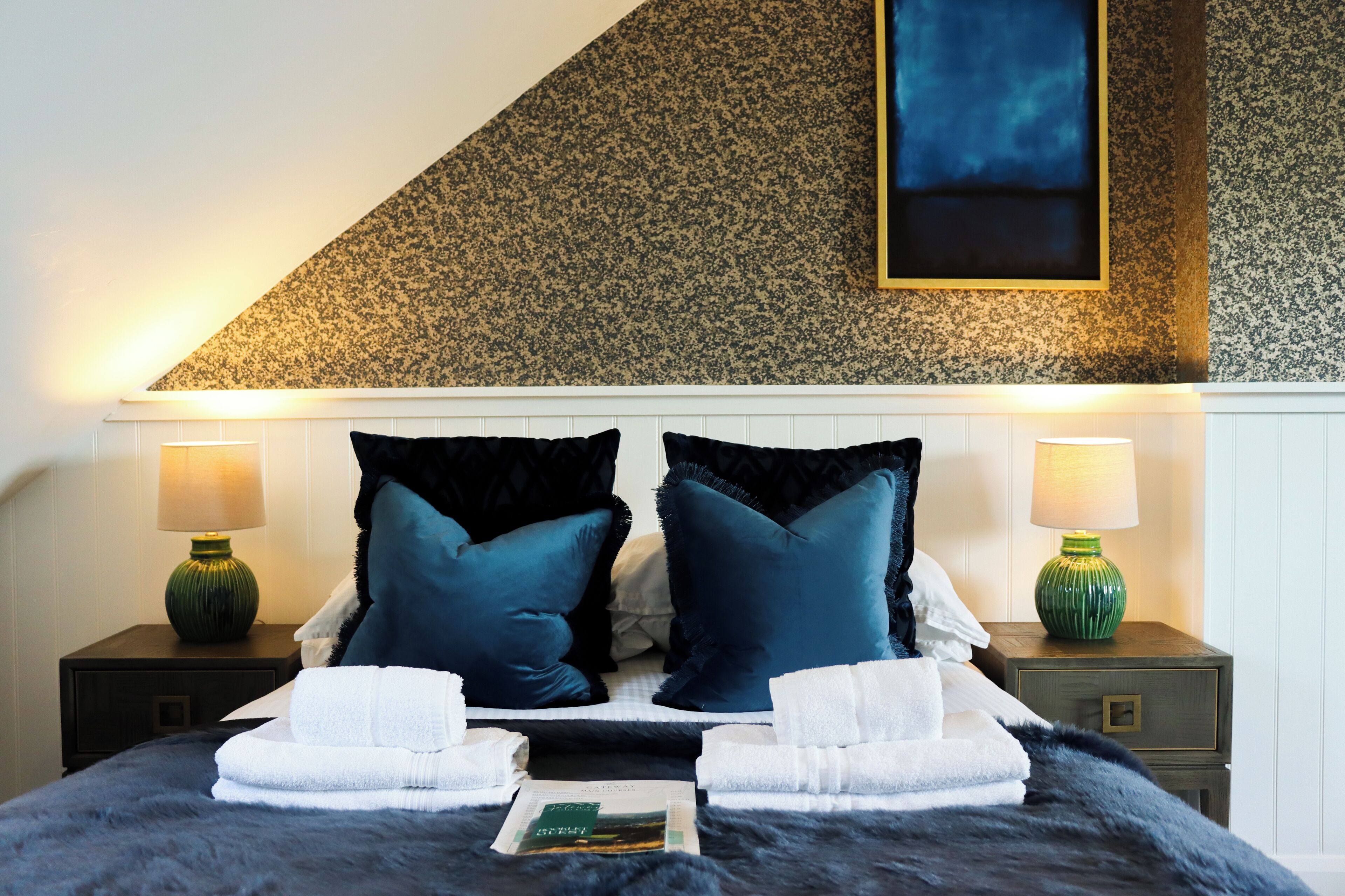 Iron/ironing board, free WiFi