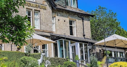 The Gateway Hotel