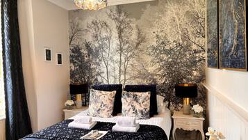 Kamar Double Deluks | Setrika/meja setrika dan Wi-Fi gratis