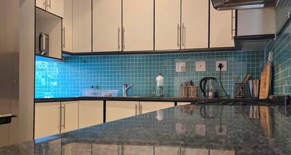 Woodlands Escape a charming 3-bedroom house with AC/WiFi in sunny Durban