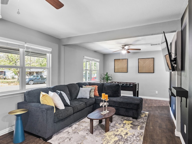 Casa Noa Noa - Euless, TX