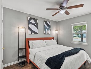 3 sovrum, skrivbord, wi-fi och sängkläder