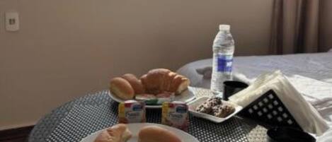 1 室のベッドルーム、ベッドシーツ