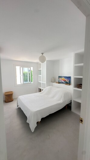 4 bedrooms, free WiFi, bed sheets - 2.5 - House near Punta Prima beach (Punta Prima)