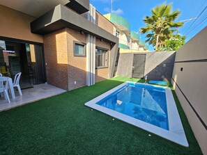 Front of property - Casa Hana (Camaçari)