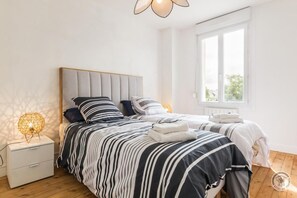 5 bedrooms, iron/ironing board, free WiFi, bed sheets - 5 BEDROOM GITE WITH LAND IN A SEASIDE VILLAGE WITH ALL SHOPS (Port-Bail-sur-Mer)