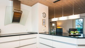 House | Dining - 4 Star Holiday Home in Hemmet (Hemmet)