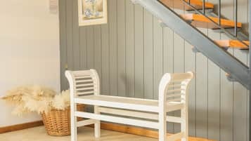 Cabin, 2 Bedrooms, Patio, Garden View | Living area | 40-inch Smart TV with cable channels, Netflix, pay movies