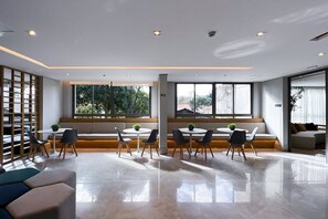 Departamento básico | Restaurantes