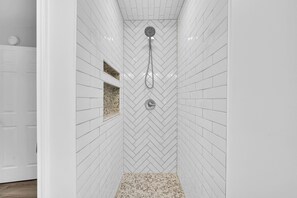 Shower, hair dryer - Spacious 5-bedroom mother/daughter ocean block home in Ortley Beach  (Seaside Heights)