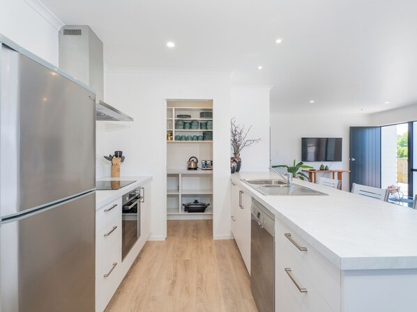 Fridge, microwave, dishwasher, toaster