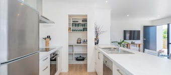 Family Casa - Cooks Beach Holiday Home