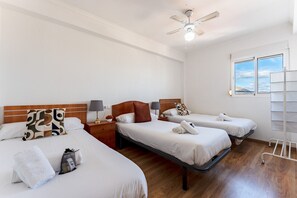 2 habitaciones, tabla de planchar con plancha y wifi gratis 