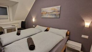 6 slaapkamers, reisbedje, gratis wifi, beddengoed