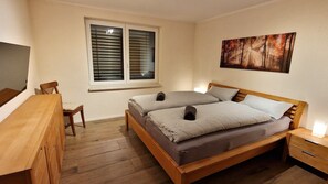 6 habitaciones, cuna de viaje, wifi gratis y ropa de cama 