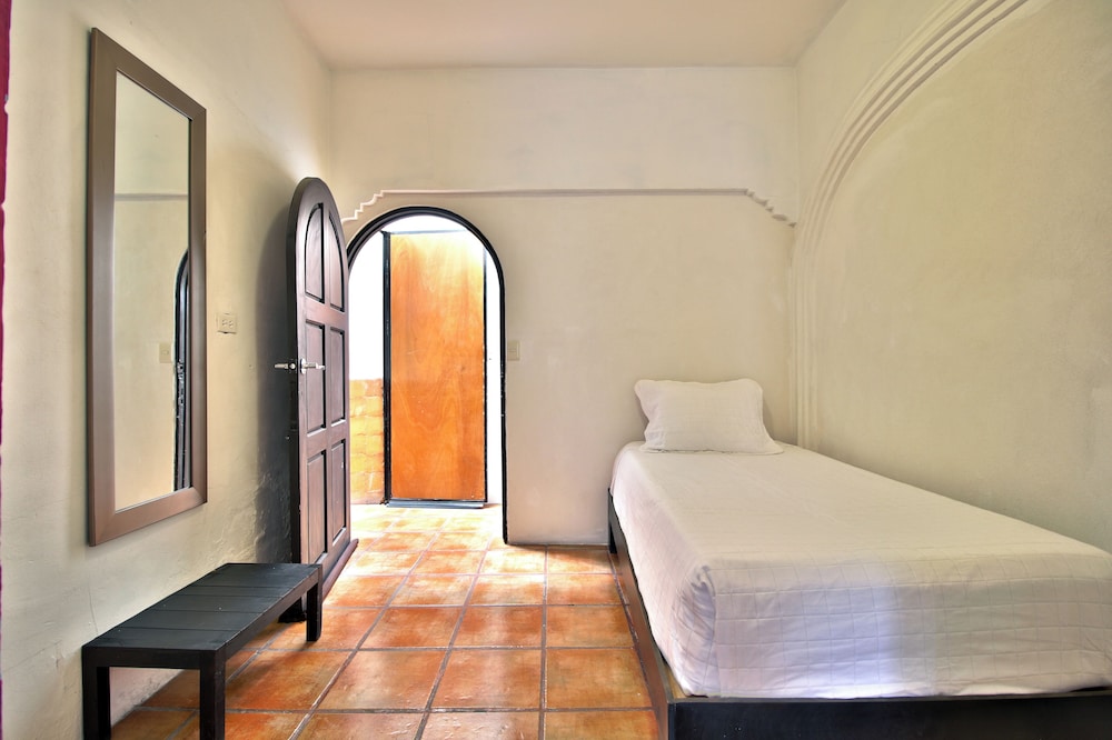 Hotel Punto 79 by null