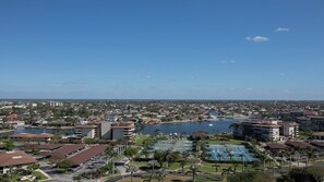 Luokittelematon kuva, 2 kautta 30, painike