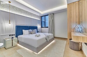 Apartamento Business, 3 habitaciones, cocina | 3 dormitorios, caja fuerte, tabla de planchar con plancha y wifi gratis