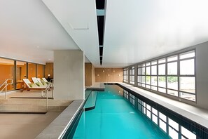 Studio | Pool
