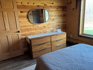 2 عدّة غرف نوم ومكتب وواي فاي وملاءات أسرّة