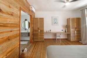 In-room safe, desk, laptop workspace, blackout curtains - S Boutique Hotel  (Bocas del Toro)