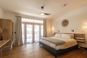 Comfort Double Room, Garden View | In-room safe, desk, laptop workspace, blackout curtains - S Boutique Hotel  (Bocas del Toro)