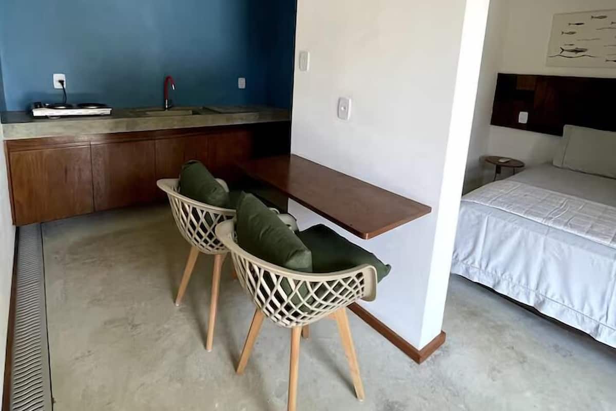 Deluxe Double Room, Sea View | In-room safe, blackout drapes, free WiFi, bed sheets