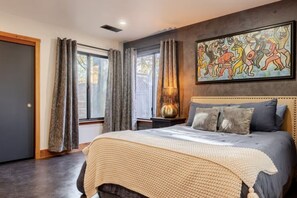 4 sovrum, skrivbord, resesäng och gratis wi-fi