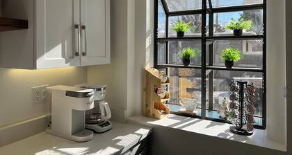 NEW & Spacious: 2Kings+Hot Tub+Fire Pit+Family Fun