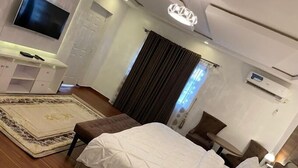 Appartement familial, balcon, vue sur la ville