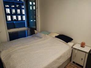 1 sovrum, strykjärn/strykbräda, wi-fi och sängkläder