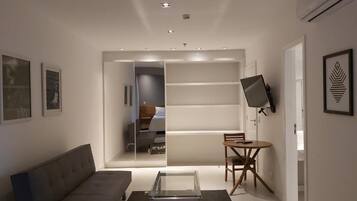 Televisión de 32 pulgadas con canales por cable