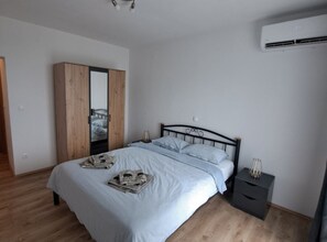 2 habitaciones, acceso a internet y ropa de cama