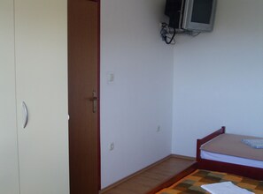 1 bedroom, iron/ironing board, WiFi, bed sheets - Apartments Bionda - One Bedroom Apartment (Novi Vinodolski)