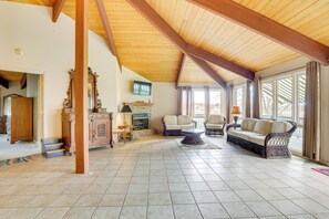 Cheminée, table de tennis de table