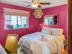 2 bedrooms, iron/ironing board, travel cot, WiFi