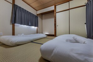 Unclassified image, 4 of 16, button