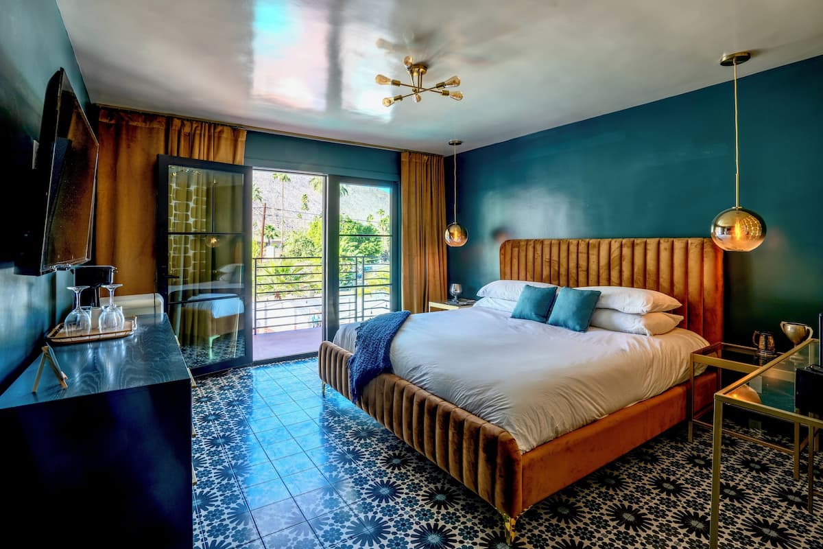 Family Quadruple Room | Premium bedding, down comforters, memory foam beds, in-room safe