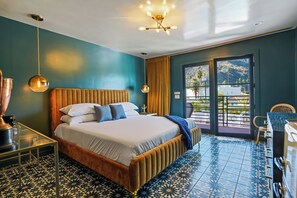 Superior Double Room | Premium bedding, down comforters, memory foam beds, in-room safe - The Stardust Hotel (Palm Springs)