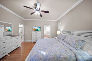 Desk, iron/ironing board, WiFi, bed sheets