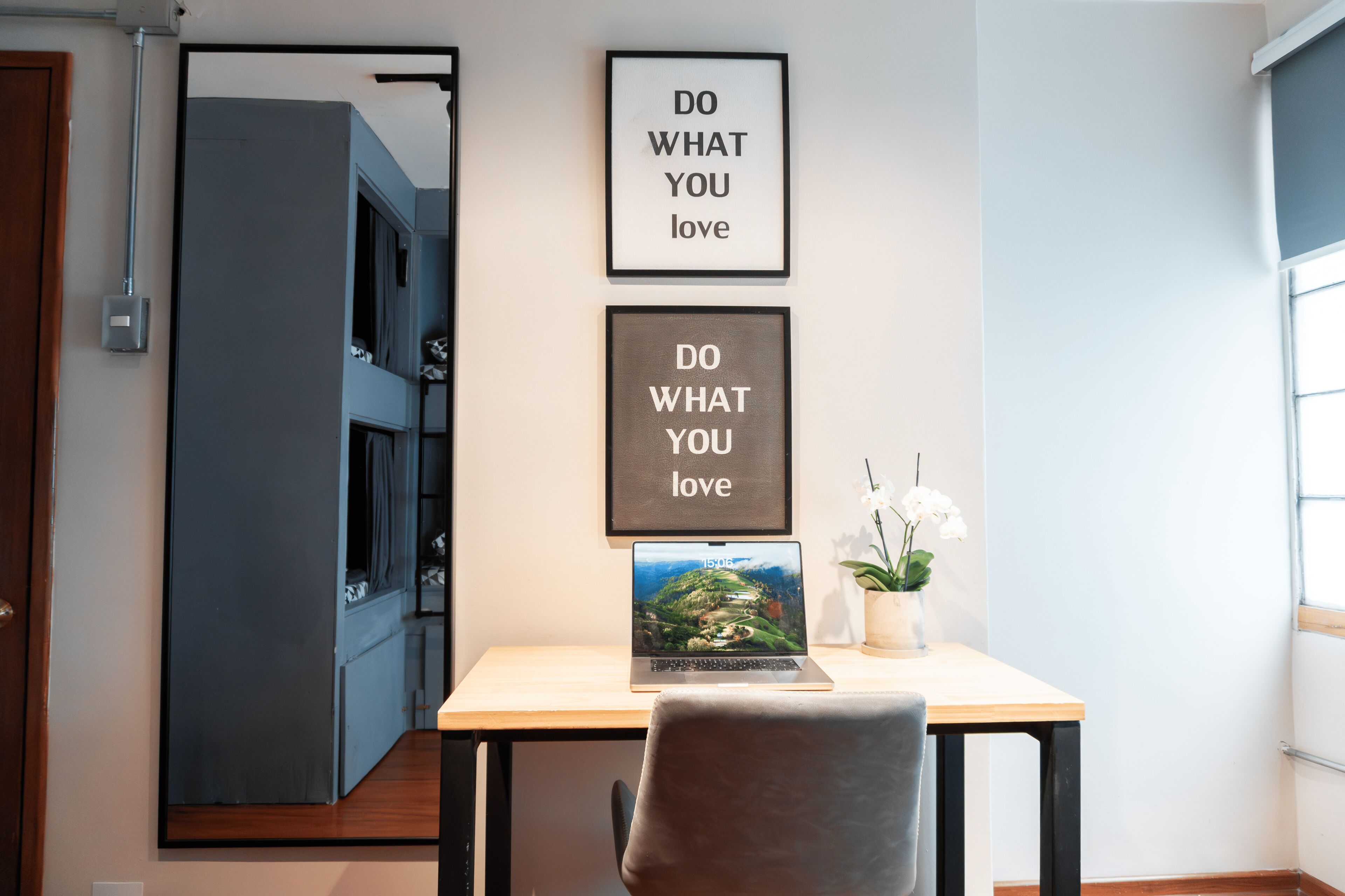 Room, Women only, Shared Bathroom | Bathroom | Shower, toilet paper