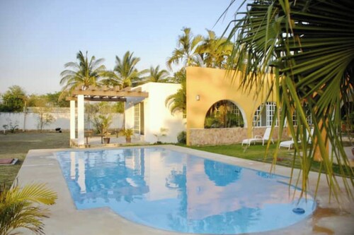 Casa Chichí - Massive Pool