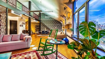 Televisión, chimenea