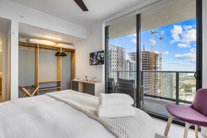 2 habitaciones, tabla de planchar con plancha y wifi gratis 