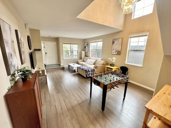 Smart TV - Relax @ Retreat Pool Hot Tub Billiards Game SF Bay (Santa Clara)